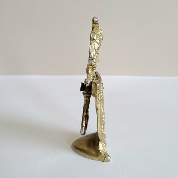 Scottish man with heraldic shield gold color metal bottle opener stand. - Picture 3 of 5